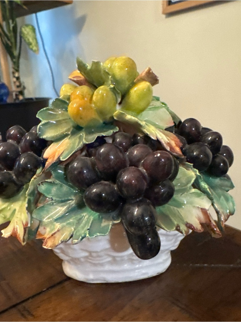 Capodimonte Grapes Basket Italy Italian 4" Hand Painted Mini Porcelain Figurine
